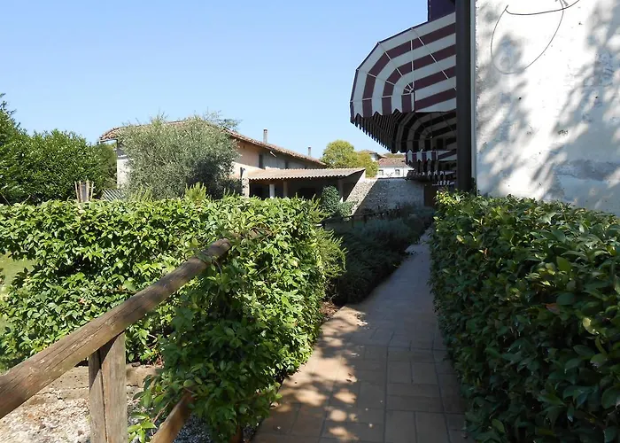 Farmház La Torre Del Falco *